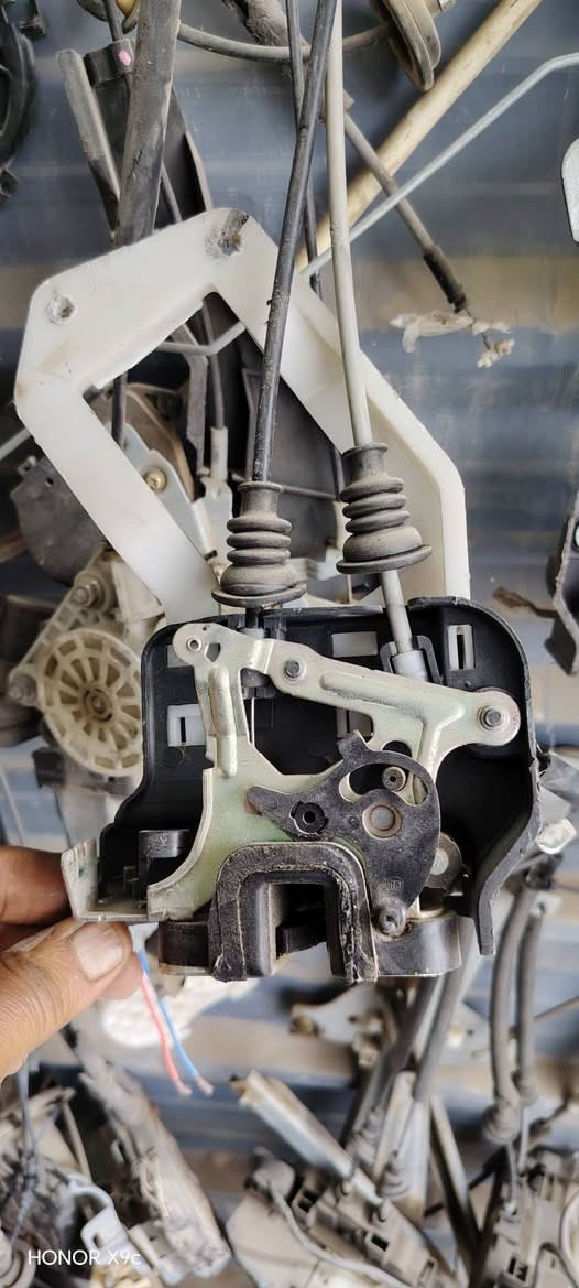 كيا كارنز
توصيل لجميع المحافظات 
*********** واتساب
