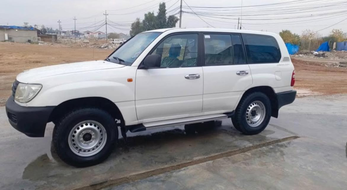 ئۆتۆمبێل: مۆنیکا مۆدیل 2001 

فول عادی 
گێرومەکینەو دەبل اکسل ی بەشەرت 

ســــعر $ یەک کۆمێنـت بکە راســـتەوخۆ بــۆ دێـــت🟢

 حیزام بۆیاخە بۆجوان بێ لێدران 
سەنەوی نوێیە تا 2030 
جوارتایەو ویلی نوێیە
 نمونەیە لەجوانی هەمو گیانی بەشەرت 

ژمارەی خاوەن سەیارە: ***********
