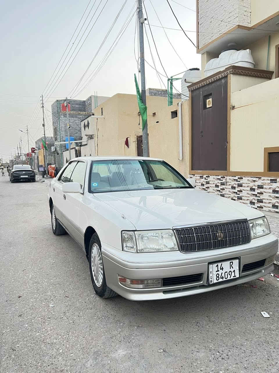 سلام عليكم سياره راس الثور للبيع سياره رقم بصره وجاهزه من اي نقص كير ومحرك جديدات مابيه اي نقص تبريد ثلج ومكفوله من الضربه ومن الكصه ومن نقل جثه وتحويل ثاني ويوم مديل السياره1996وسعره120مجاله كلش قليل رقمي***********
