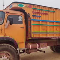 مارسيدس 79 • بغداد اصفر • قضاء حديثه