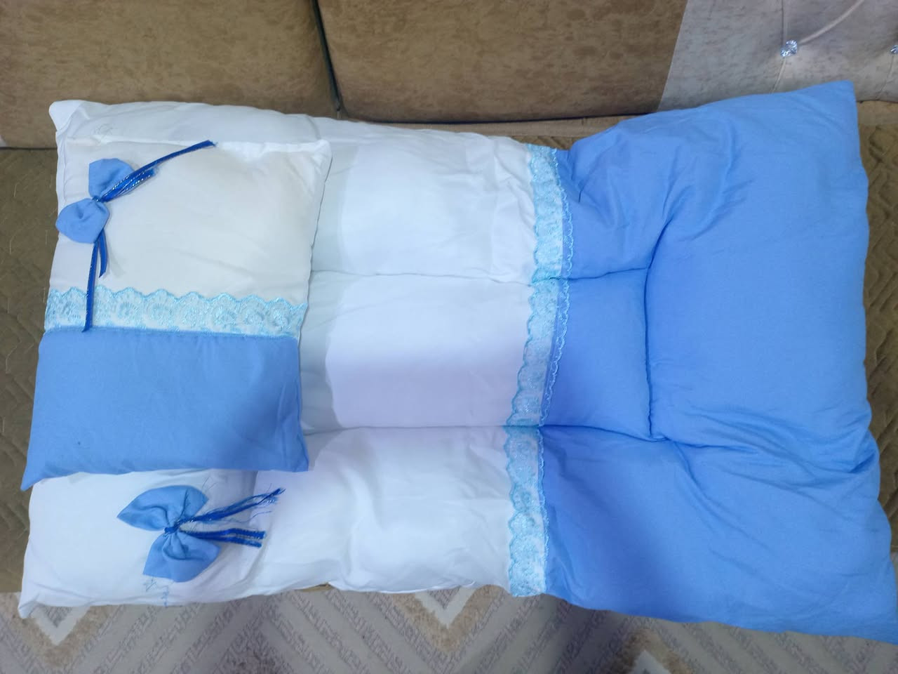 سرير طفل ما مستخدم حجله مقعد ديباج كلهم بـ35 العنوان البصره ابي الخصيب...


**إذا كنت صاحب هذا الإعلان وتريد حذفه لأي سبب، رجاءا أرسل رسالة إلى الدعم الفني**