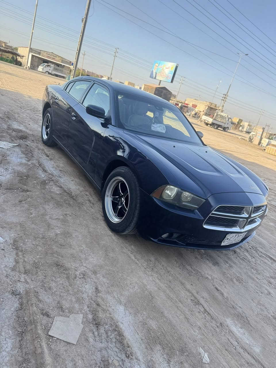 سلام عليكم للبيع فقط جارجر مديل 2012 اصل وارد خليجي عداد 260 رقم البصره  وسنويه جديده 
مواصفات عاديه كشنات دواخل بيجي كير طياره منضومه لايت زنون عالي ناصي تبريد تدفئه خير من الله حداده امامي خلفي بلكارتون توني نافضه تخم تاير جديد مكينه كير 3600 شرط بلكارتون سياره مامتعوبه ومكفوله من الكصه والنقل الجثه والعيب شرعي والضربه والخياس والجراد سياره بيهه فقط مكانات صبغ ابيع حزام  شراي يخابر وانه بخدمته سعر ١٣٠
 *********** مكاني بصره قضاء القرنه
