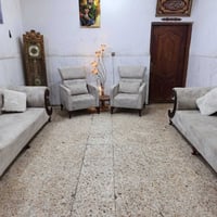 تخم تكمه نظيف جدا 8مقاعد ب220الف وبي مجال المكان الوشاش 07738414990 يو...