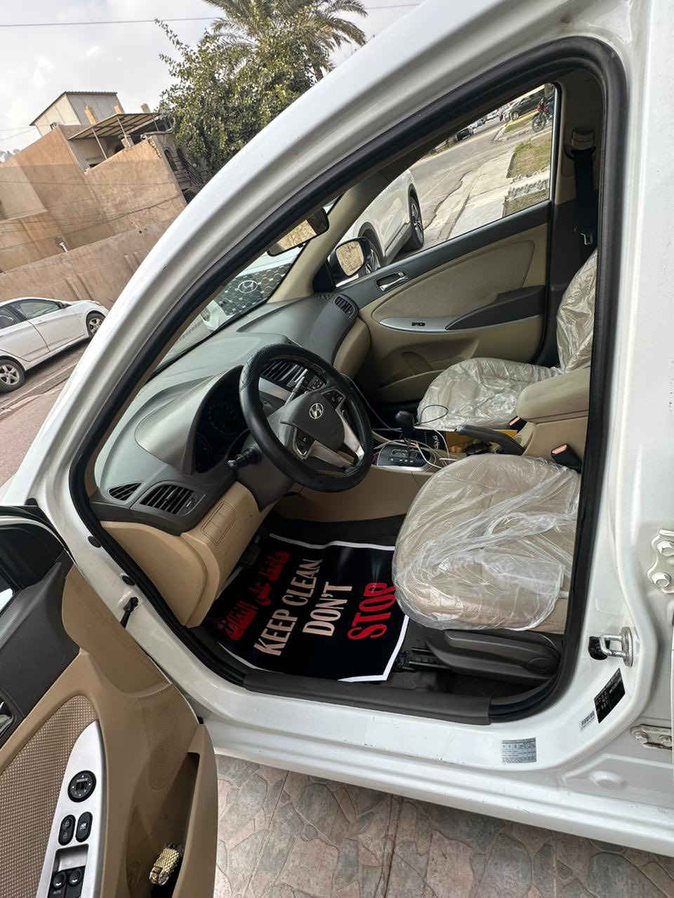 اكسنت خليجي ٢٠١٤ باسمي ماشية ٩٠ مناقصه شي والضرر موضح بالسونار الدعاميات فقط..  جاهزة السيارة بدون نقص.. مواصفات عادية فتحة محرك ١٦٠٠ تبريد تحكم ستيرن ...***********
