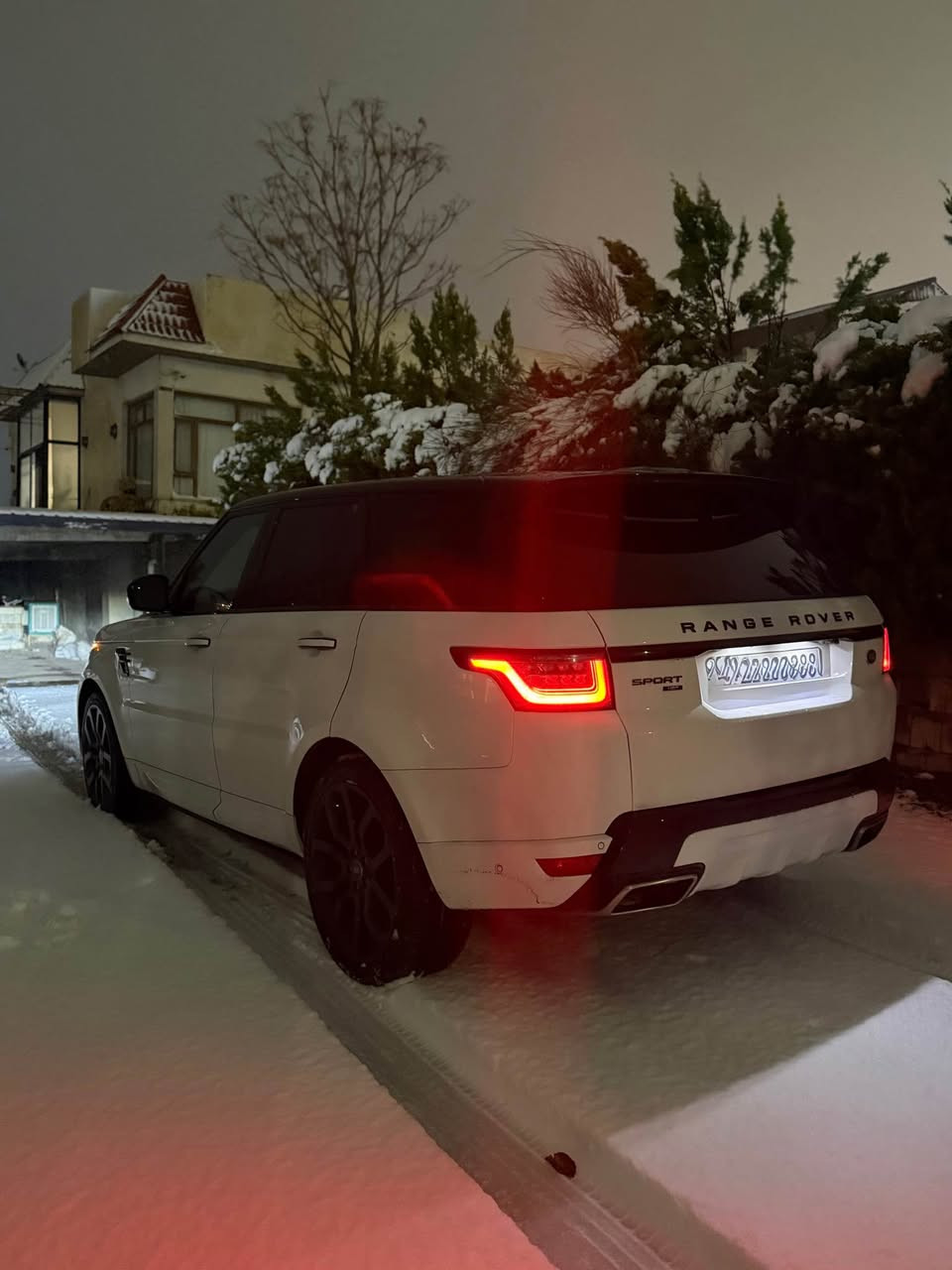 رانجروفر سبورت 
موديل ٢٠٢٢
مايل ٣٦٠٠٠
كلين
٦سلندر توربو
*********** أربيل, العراق
