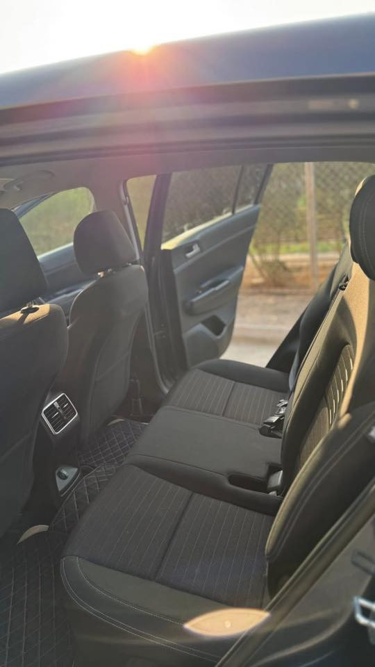 مرواس بجالنجر سبورتج 2022
كفاله بدون ضربه فقط كلير بلبنيد 

تحكامات ستيرن 

شاشه جبيره 

دخول ذكي 

كامره خلفيه 

ماشيه 33 mi مو k

فول موصفات عدى الفتحه 

سياره 

بدون رقم 

سعر١٦٨ بيها مجال 

السياره بلناصريه 

 ***********
