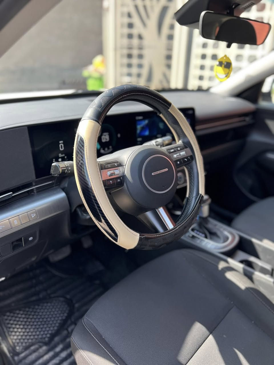 هونداي كونا موديل 2025
ماشيه 10364 قابل للزيادة
محرك 2000 دوش 
لون ابيض داخلها اسود 
بصمه تشغيل عن بعد 
رادارات توقف ذاتي 
قيادة ذاتيه 
كروز سرعه 
كاميرات 360 درجة 
تحكمات مود درايف 3 
دفع رباعي 
تحكم استيرن 
سياره خير من الله 
حادثها ربع بنيد 
وجاملخ  موضح بصورة
مكان سياره بغداد 
سعرها 190$ وبيها مجال 
للاستفسار ؏ رقم ***********
