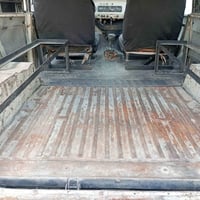 سيارة • للبيع • ٢٠٠٢