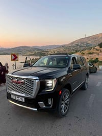 للبيع جي ام سي   ‏GMC DENALI  2022 ماشيه 27.000KM  رقم بغداد - موقع بغ...