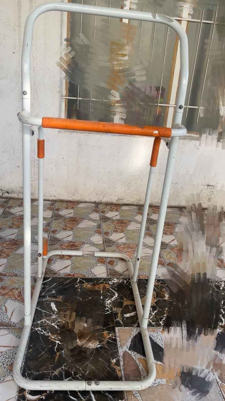 جهاز عقلة نظيف مابي شي بي هواي تمارين السعر50 الف المكان بغداد *********** بغداد, العراق
