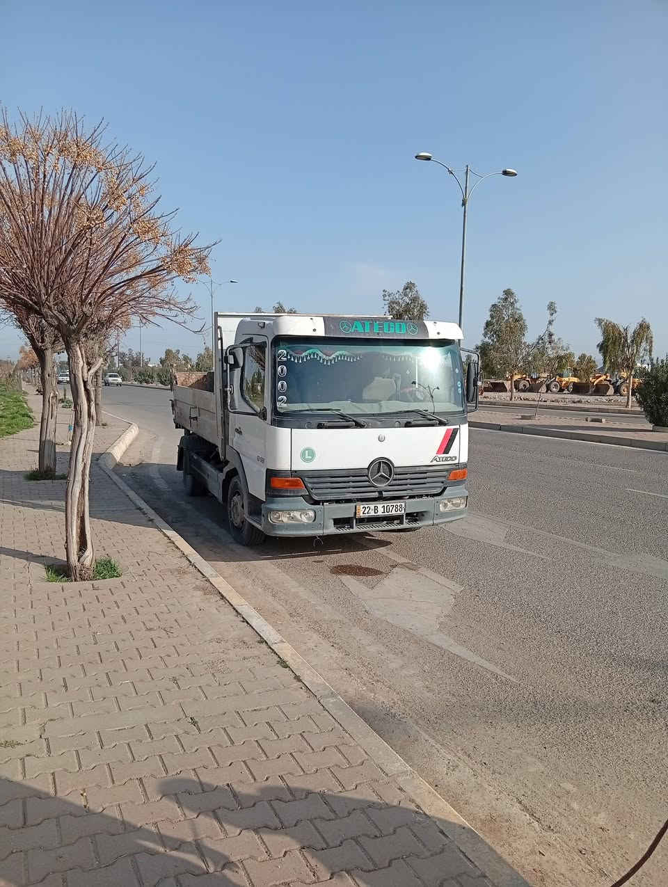 اتیکو لبیع ٢٠٠٢کیر محرک شاسی لبیع سنوی جدید حسە کاز بی مکان کرکوک ***********
