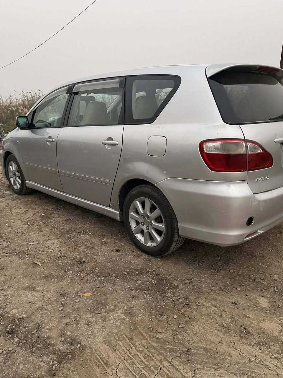 ابصم للبيع موديل 2004 رقم بصره سنويه 28 كرستال مكفوله ظربه صبق عيب شرعي صوليات سياره  تويل جاهزه مكينه وكير شرط حداديه تخم تاير لايت زنون سعر 122 وبيه مجال شراي ينتصل مكان ناصريه ***********
