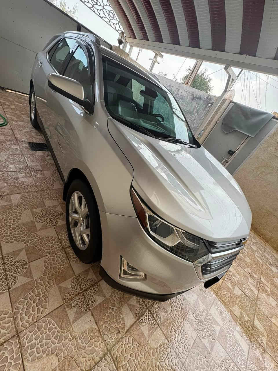 🚘 للبيع – شيفروليه إكوينكس LT موديل 2019

💰 السعر: 14,200 دولار فقط

🔹 الموديل: 2019
🔹 المحرك: 1.5 لتر تيربو (1500T)
🔹 الاستيراد: وارد أمريكي
🔹 رقم السيارة: بغداد
🔹 مكان السيارة: الناصرية – قضاء الرفاعي

✨ المواصفات

✅ تشغيل بالبصمة للأبواب الأربعة
✅ صندوق خلفي كهربائي
✅ تشغيل عن بُعد (Remote Start)
✅ مثبت سرعة
✅ رادار أمامي
✅ رادار جانبي (Blind Spot)
✅ مانع انزلاق
✅ نظام تعليق ذاتي
✅ تحكم أوتوماتيكي بدرجة الحرارة
✅ مصابيح أمامية LED
✅ حساسات ضغط الإطارات (TPMS)
✅ قفل حماية للأطفال

📌 حالة السيارة

✔️ ثلاث قطع صبغ فقط.
✔️ بدون فتح إيربگ (الإيربگات سليمة).
✔️ السيارة بحالة جيدة جدًا، جاهزة للاستخدام ولا تحتاج إلى أي مصروف.

💵 السعر المطلوب: 14,200 دولار
السعر قابل للتفاوض بالمعقول بعد المعاينة.

📍 الموقع: الناصرية – قضاء الرفاعي.
***********
