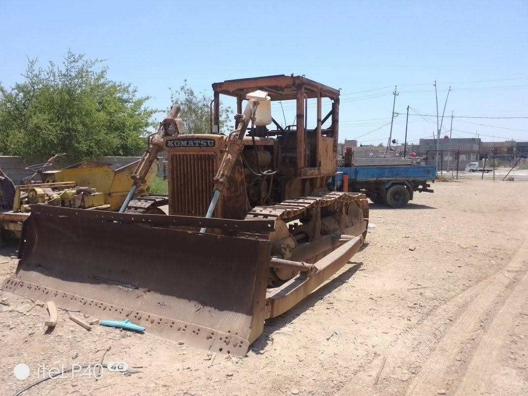 بلدوزر كوماتسو 57 رقم وسنوية ،،موديل 92
رقم الهاتف ***********
