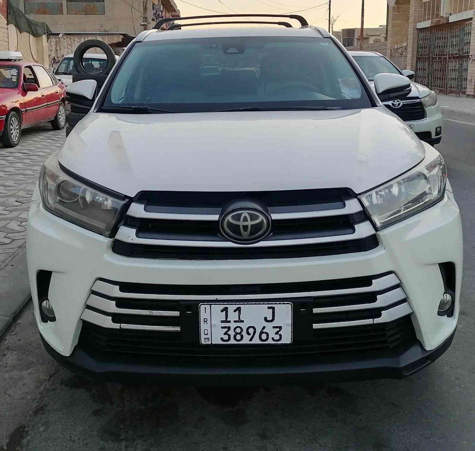 السلام عليكم

تويوتا هايلندر 2019  AWD  XLE  
رقم بغداد سنوية جديدة
تايرات نيكسون جديدة
السياره فور ويل درايف
 رادار 

نقطع عمياء 

مثبت سرعة 

محرك 6 سلندر 3500 

فتحة سقف

جلد 
 
كشنات كهرباء 

كشنات تدفئة 

بردات ابواب 

جنطه كهرباء 

ويل كروم 
7 راكب 

كشافات 

تحكمات مقود 

شاشة - كامرة 

بصمة ترحيب  

ماشية ١٩١ الف كيلو 

بدون أيرباك
الضرر الجاملغ اليمنى واليسرة
للاستفسار اكثر 

***********
