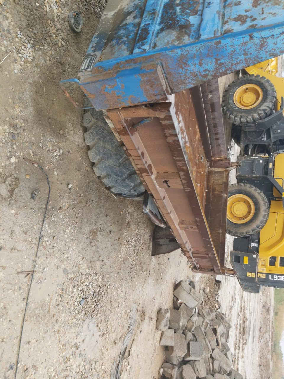 سلام عليكم بدي كنتر البيع ***********
