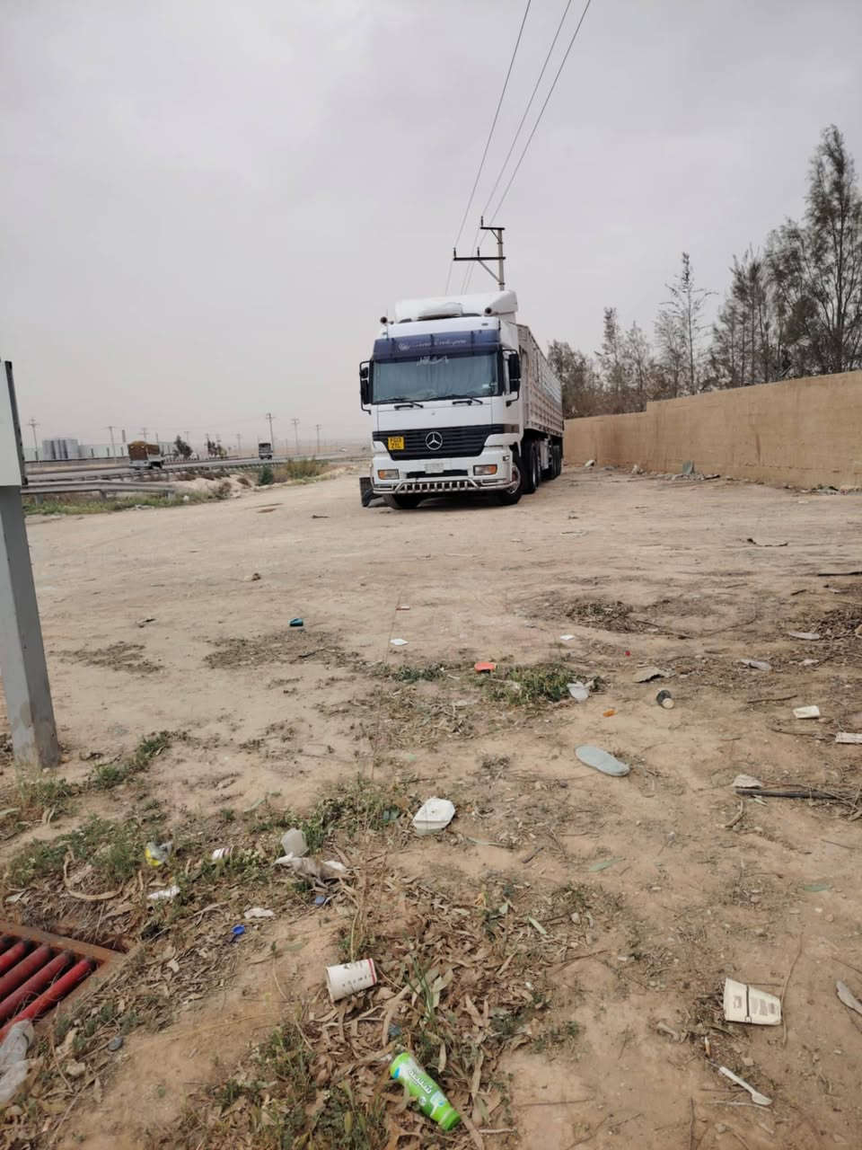 للبيع بس الراس موديل 2000مربوطه 4دناكير جوانب متحركه ب$3 دفاتر وبيها مجال ***********
