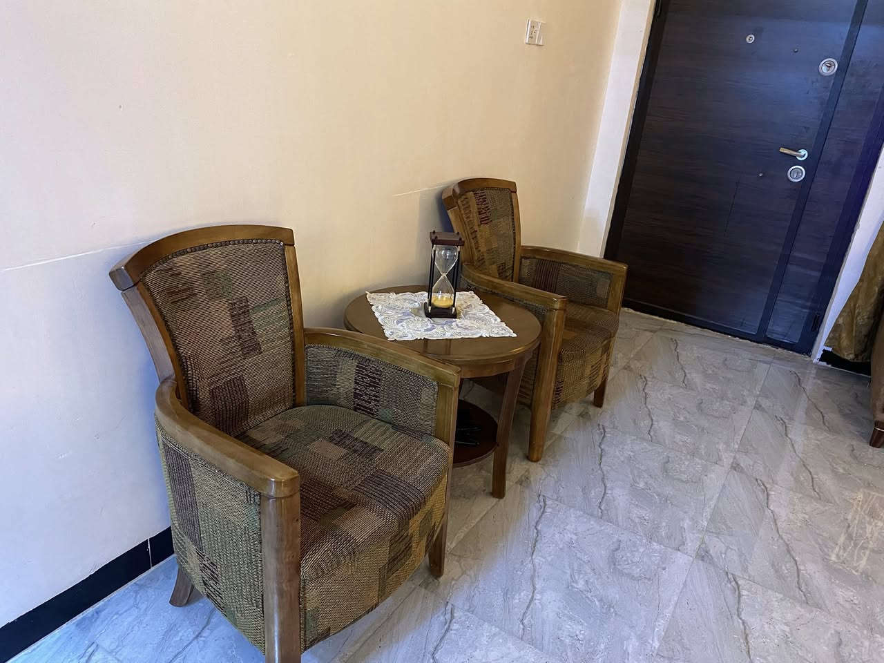 سيت قنفات كامل 9 مقاعد مع كورنر وسيت طبلات وميز تلفزيون
السعر 700 الف كامل 
للتواصل ماسنجر او تعليقات 
المكان بغداد الغزالية


**إذا كنت صاحب هذا الإعلان وتريد حذفه لأي سبب، رجاءا أرسل رسالة إلى الدعم الفني**