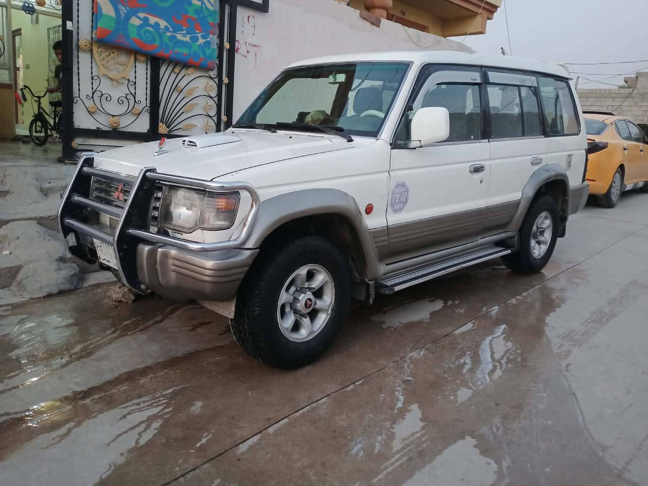 سلام عليكم
باجيرو موديل 95 رقم نينوى مشروع وطني سنويه 2027
تخم تاير جديد باتري جديد كهربائيات كلها شغاله داخل جديد مابيها اي نقص سعر 45 وبيها مجال مكاني ديالى جلولاء رقم ‏‪***********‬‏
