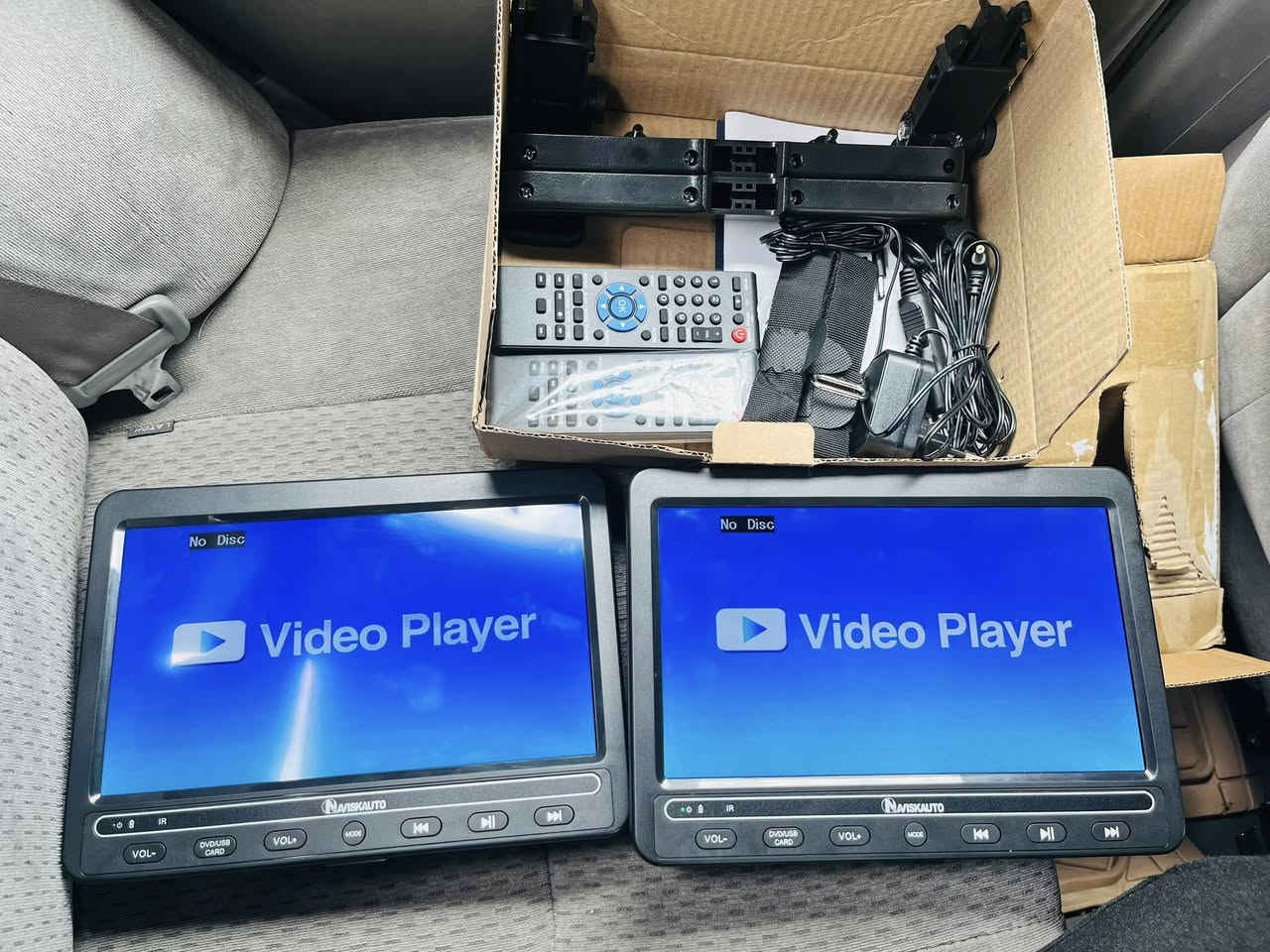 سلام علیکم های شاشە مال کوشنات زوجین جدید مابی نقص بیها کلشی بشرت   کل ستاند و ادوات موجود 
cd
usb 
memori
mirroring
hdmi
tv
 جدید سعر ٨٥ الف توصیل موجود


**إذا كنت صاحب هذا الإعلان وتريد حذفه لأي سبب، رجاءا أرسل رسالة إلى الدعم الفني**