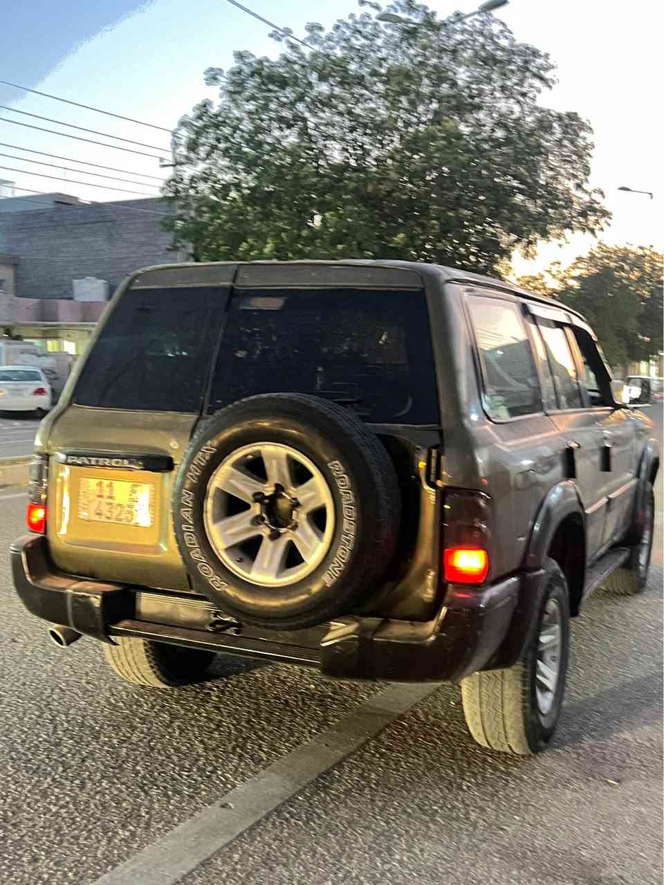 پاتڕۆڵ فول مواسفات بۆ فرۆشتن یان گۆڕینەوە بەشتێک بەدڵم بێت

مەکینەی پرادۆیە لۆکە هەڵم دەمی نیە 

بیلاد تۆماتیکە 

تەبرید لەگەڵ سوچ  ❄️ 

تەبرید مەرکەزی 

سەلاجە 🧊 

ئاوینە کارەبا 

کامل کارەبایی ئیشەکات 

چوار جام کارەبا 

چوار تایە لۆک

تەقەو ڕەقەی نیە 

عام بۆیاخە بێ تەقیوی بێ وەرگەڕاو _ بەس بۆنیدی هەڵساوەتۆ بۆنیتی جوان نیە چاکردن یان گۆڕینی ئەوێ بەدڵ خۆت جامی تازە گۆڕاوە هەزەیشی تازەیە

ناوی جوانە گێچی ئیشەکات 

ڕەقەمو سەنەوی تا ٢٠٣٠ تازەیە بەشەرتی ئەوەلیات 

مسەجەل شاشەو BT 

سەیارەکە جوانە سەیارەی ماڵە هی مەعرەز نیە بەشەرتی ئەوەی بچیتە بەغداو بیتەوە نەیکوژێنیتەوە بەنزین کەم ئەخوات بەخە کابریتەر نیە مەکینە گێر ئەکسل بەشەرت

شوێن خانەقین 

*********** خناقين, ديالى
