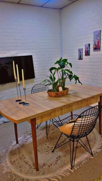 طاولة سفرة • ٢ كرسي • السليمانية