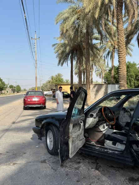 بي ام 535i
موديل 1990
كير مكينه جدد شادهن جديد
حداديه 70 بل ٪100
سنويه نافذه بل 24
السعر 49 وبيها مجال قليل 
رقم انبار
ترهم مراوس بسياره سعره اقل 
*********** واتساب و اتصال
