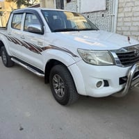 هايلكس • ٢٠١٢ • رقم واسط