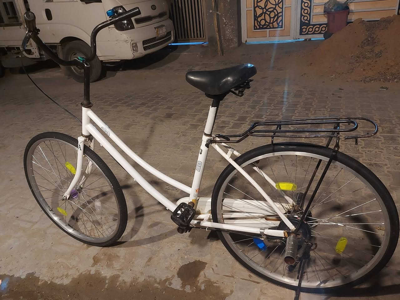 سلام عليكم باسكل بيدي نضيف حلو مديل 21 مبدلات 24 فول الباسكل سعر 75 وبيه مجال مكان نجف


**إذا كنت صاحب هذا الإعلان وتريد حذفه لأي سبب، رجاءا أرسل رسالة إلى الدعم الفني**