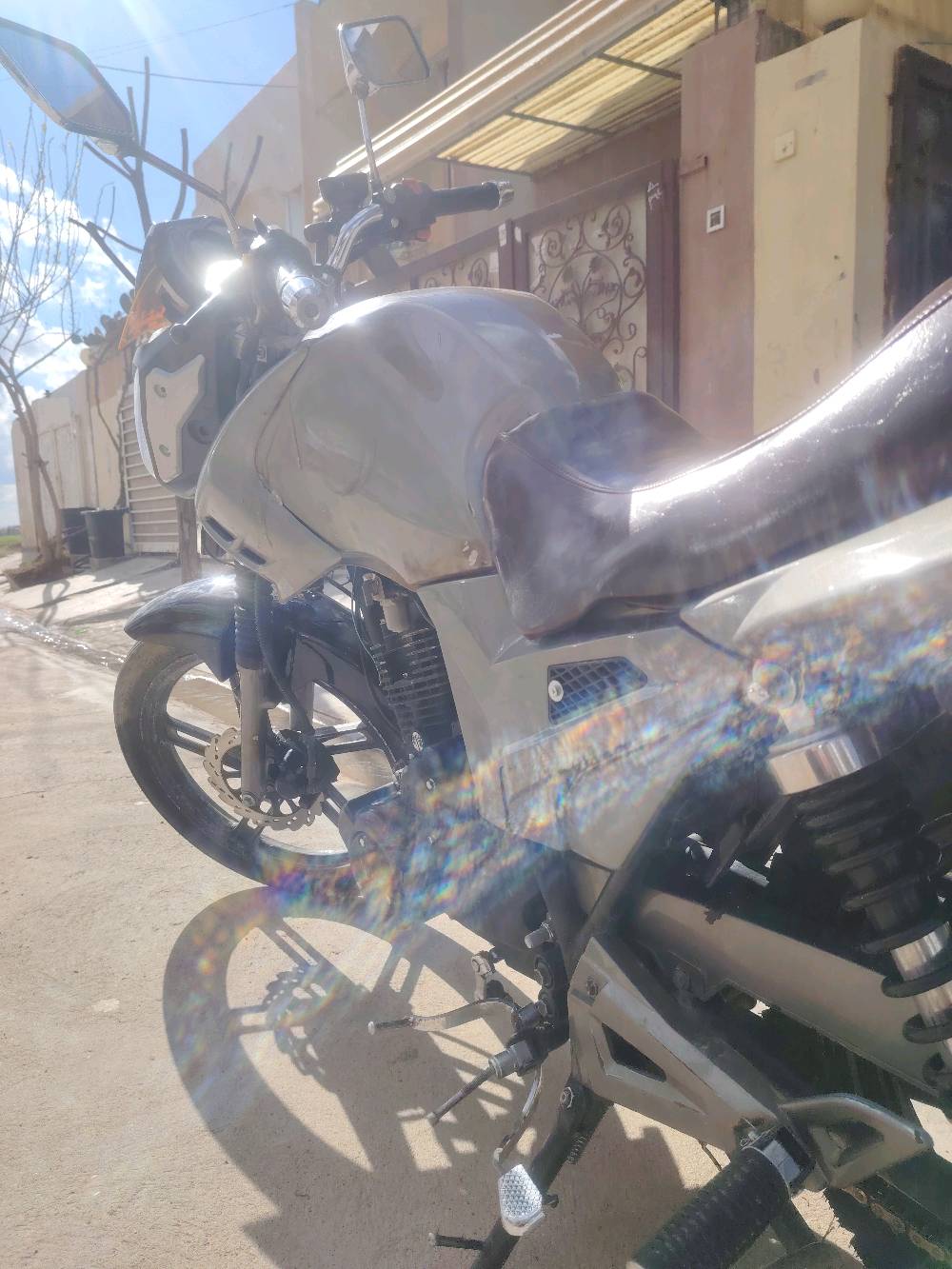 ليفان بطح ٢٠٢٠ نضيف حيل  مرواس وي بارت
ما هو موديل الدراجة وسنة الصنع؟: 
ليفان بطح ٢٠٢٠ 
هل هناك أي صيانة حديثة تم إجراؤها أو قطع غيار تم استبدالها؟: 
اي تاير جديد توبلس مع ضو وجاملق 
أين موقعك بالتحديد لعرض الدراجة للمعاينة؟: 
بحركه 
ما هو السعر المطلوب للدراجة؟: 
٣٥٠ الف ويرهم مراوس