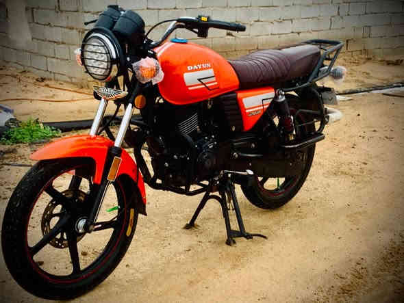 السلام عليكم دراجه للبيع دايون 22 محرك 150اوراق اصليه مكاني حيدريه السعر 1400وبيهه مجال ***********
