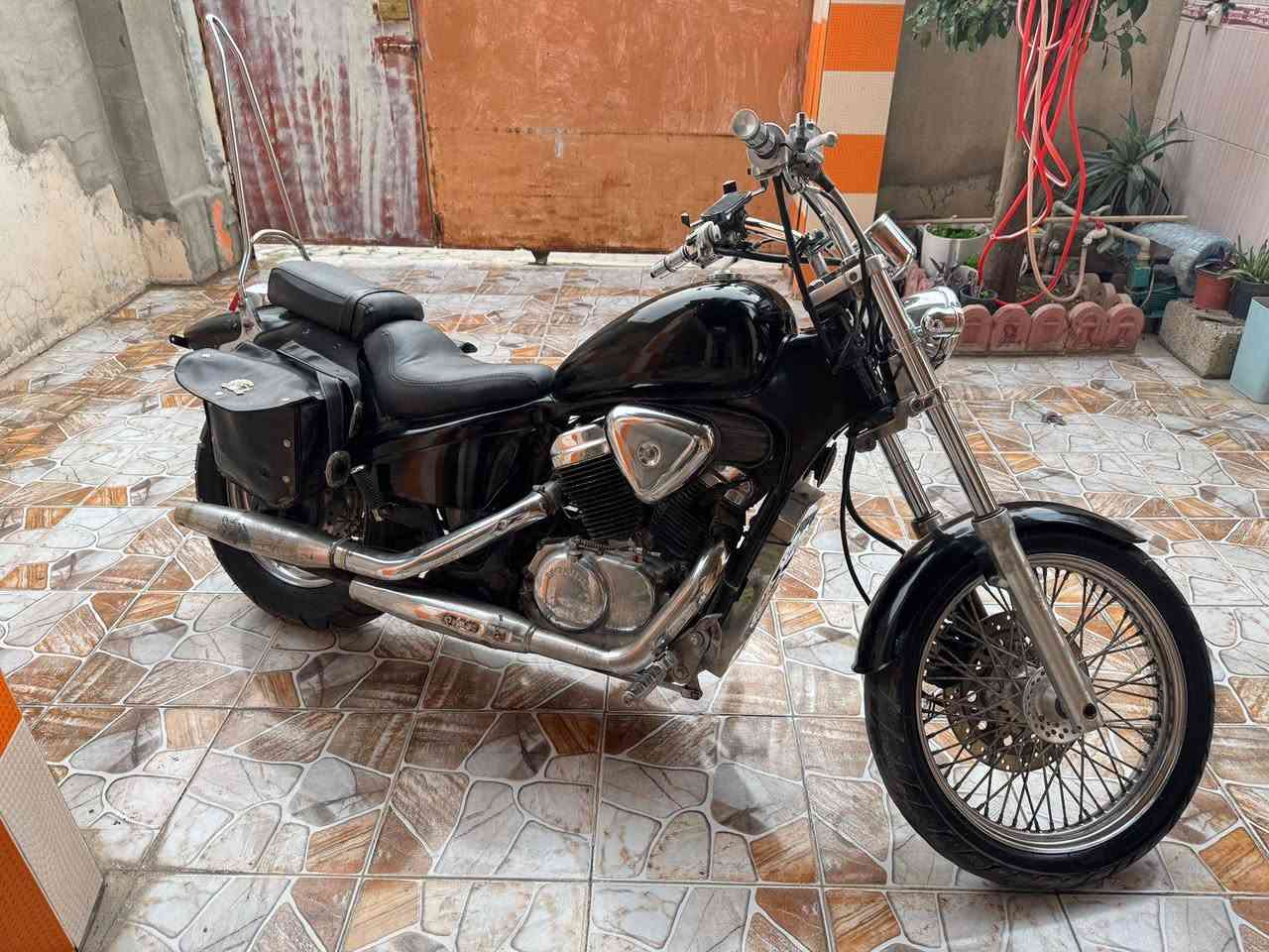 سلام عليكم شباب
هوندا ستد 400 للبيع
كل عيب ما بي بس ينرادلة غسل وبوليش
السعر 19ورقة


**إذا كنت صاحب هذا الإعلان وتريد حذفه لأي سبب، رجاءا أرسل رسالة إلى الدعم الفني**