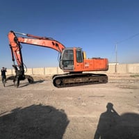 كماشه • كماشه حجم 210 • كماشة • مكينة مضخة • زناجيل • معدات ثقيلة • مع...
