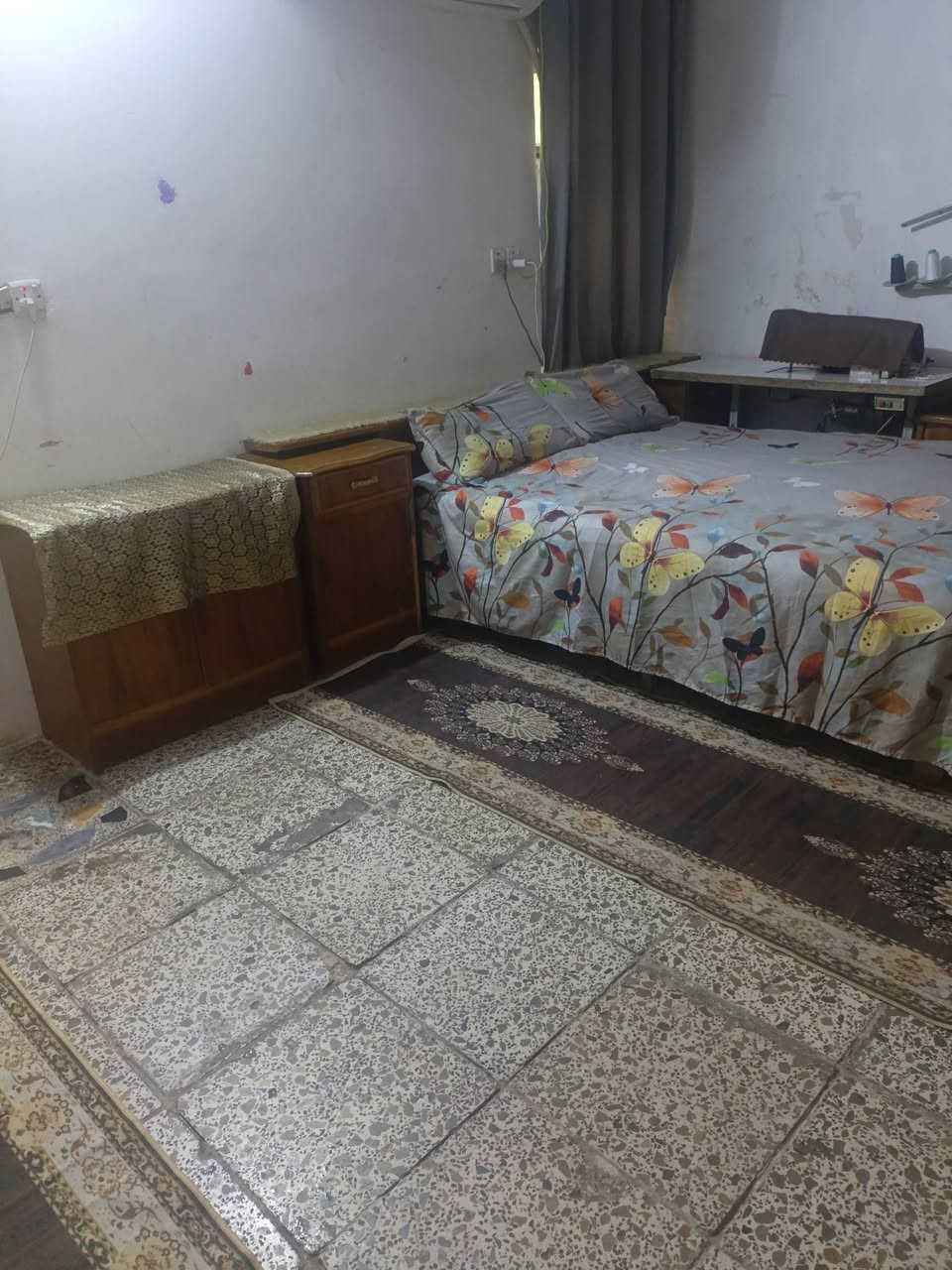 سلام عليكم غرفه البيع  سعرها 350 مكاني الطالبيه لي يريدها يعلق ادخل خاص او ينتصل ***********
