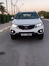 سورنتو ابيض • ٢٠١٣ • مكينه ٢٤٠٠