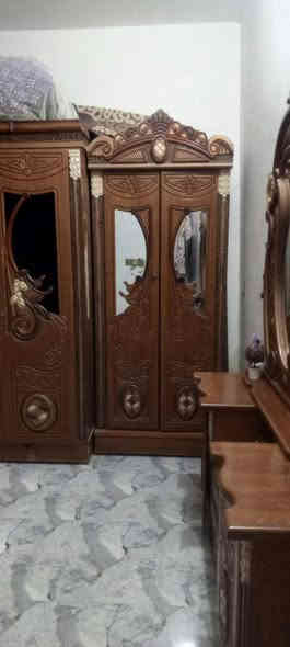 غرفه البيع نضيفه عوزهه بس جام مال الكنتور ما مكسره صاج  جديده  مكان ناصريه مركز السعر 900 او بيهه مجال الرقم ***********
