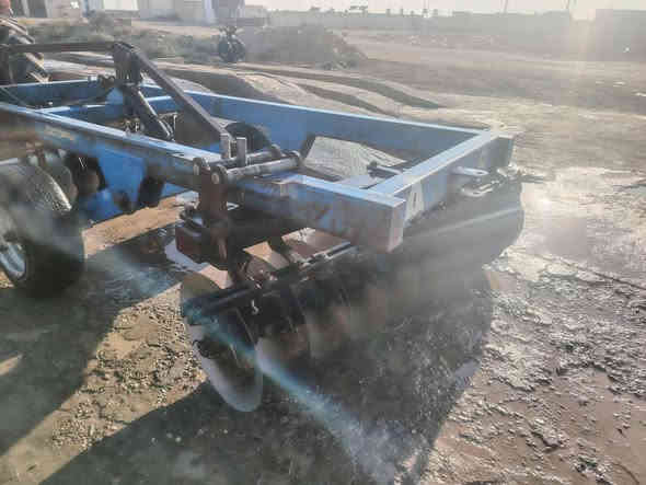 دسك للبيع حجم 18 مابي قطرت لحيم المكان الحويجة الاستفسار على الارقام  *********** اثير ***********
