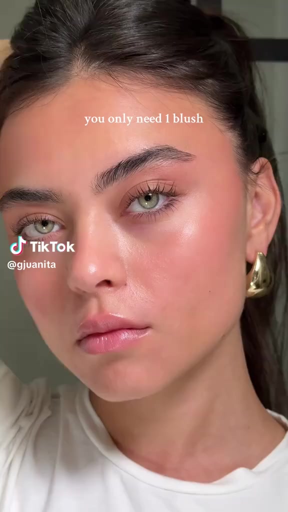 #عروض العيد لفترة محدودة 
سعر القطعة ب٣الف مع هدية ماسك  ورقي للوجة عدد ٤


**إذا كنت صاحب هذا الإعلان وتريد حذفه لأي سبب، رجاءا أرسل رسالة إلى الدعم الفني**