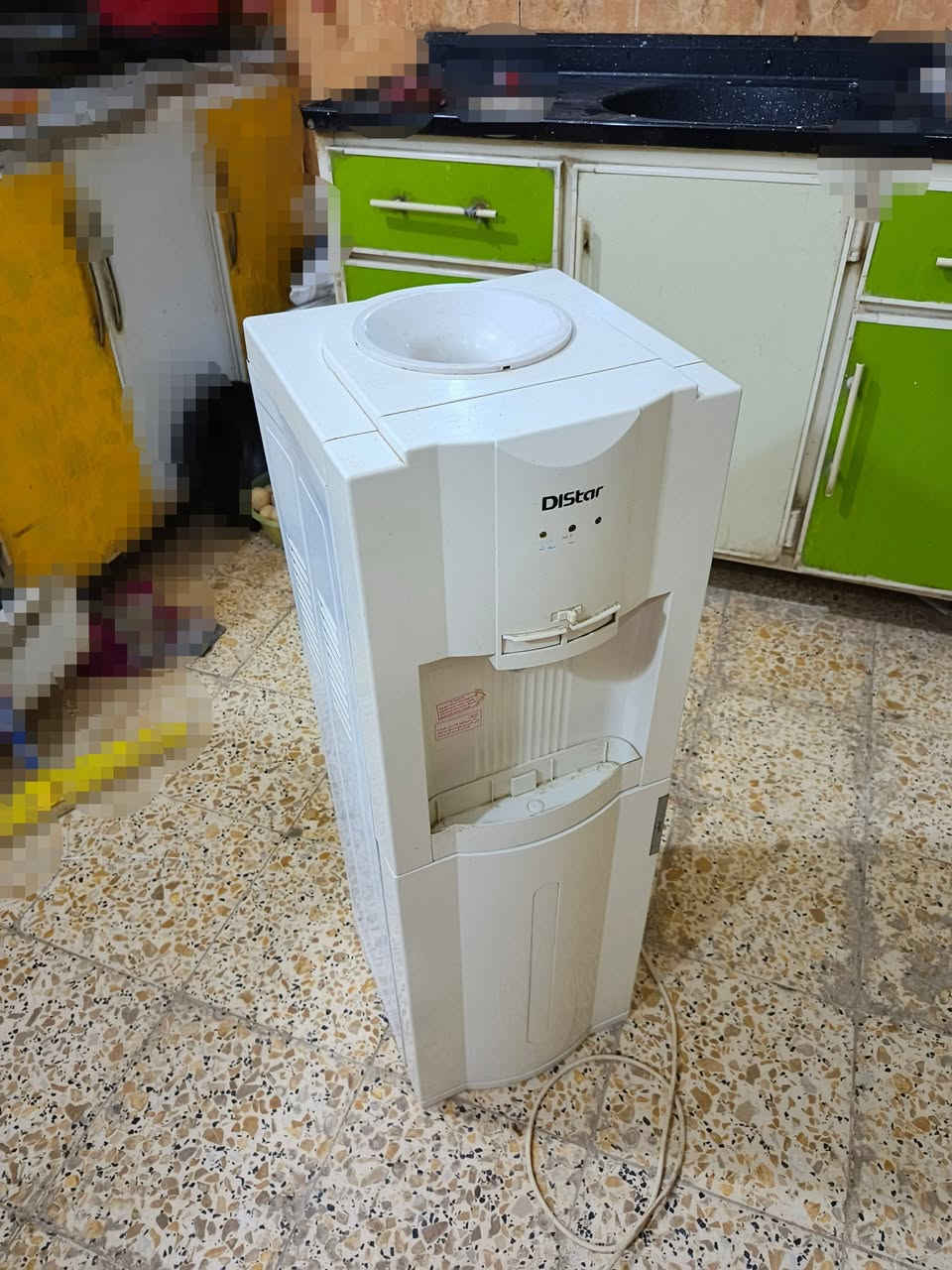 للبيع
براد مي(حار وبارد) شغال كلشي مابي كله ونضيف كلش شرط ع فحص تاخذهه ثلاجته شغاله هم كامل شراي يجي خاص اجاوبك.


**إذا كنت صاحب هذا الإعلان وتريد حذفه لأي سبب، رجاءا أرسل رسالة إلى الدعم الفني**