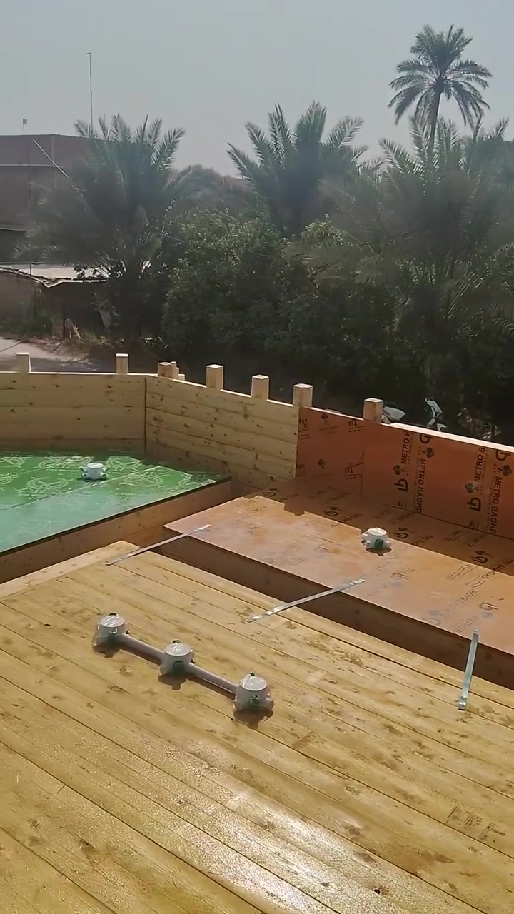نجار مع قالب الكوت متفرغ حالين هذا شغلي العنده شغل  يتفضل خاص بلخدمه تصل ***********
