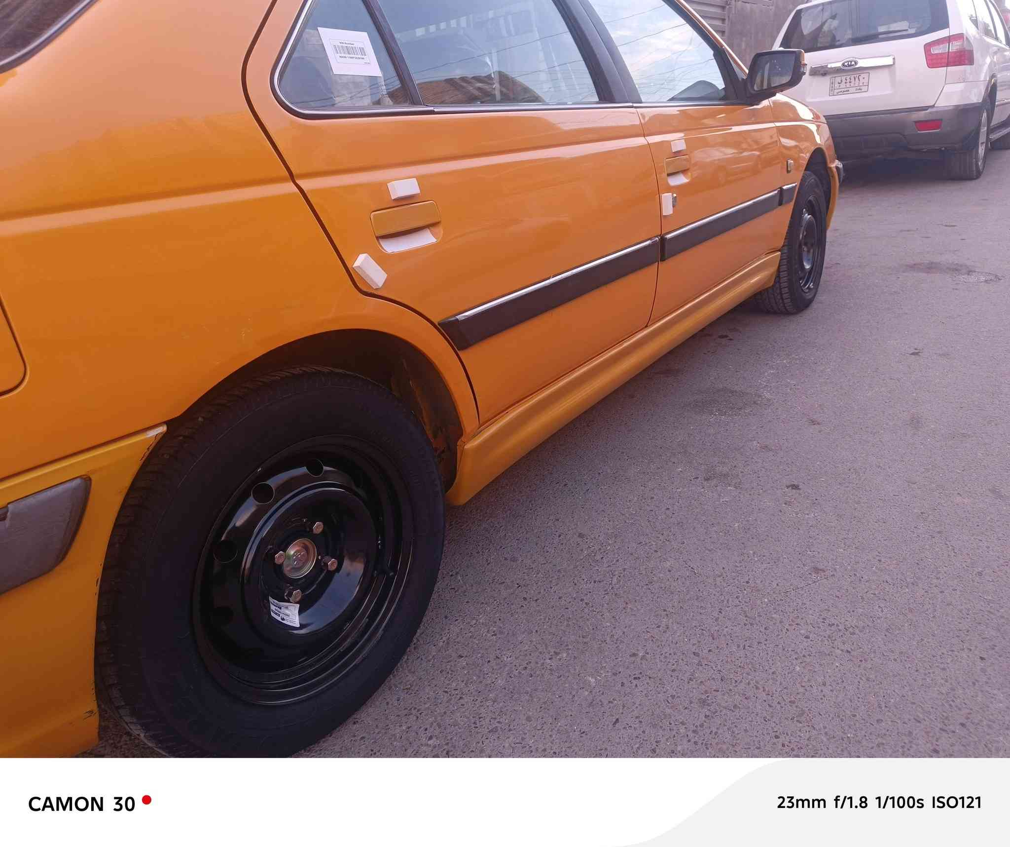 السلام عليكم بيجو بارص ١٨ السياره جديده كلش غاز بانزين لايت زنون هورن يوكن بيه كصه البنيد اثر رصعات نصبغت وبيه شبرين صبغ بقبق الجنطه اثر شخوط السياره طخ ما مطخوخه تخم تاير اصلي جديد وويل جديد والباقي كفاله السعر ٦٥ مكاني بغداد كفاءات العبيدي ***********
