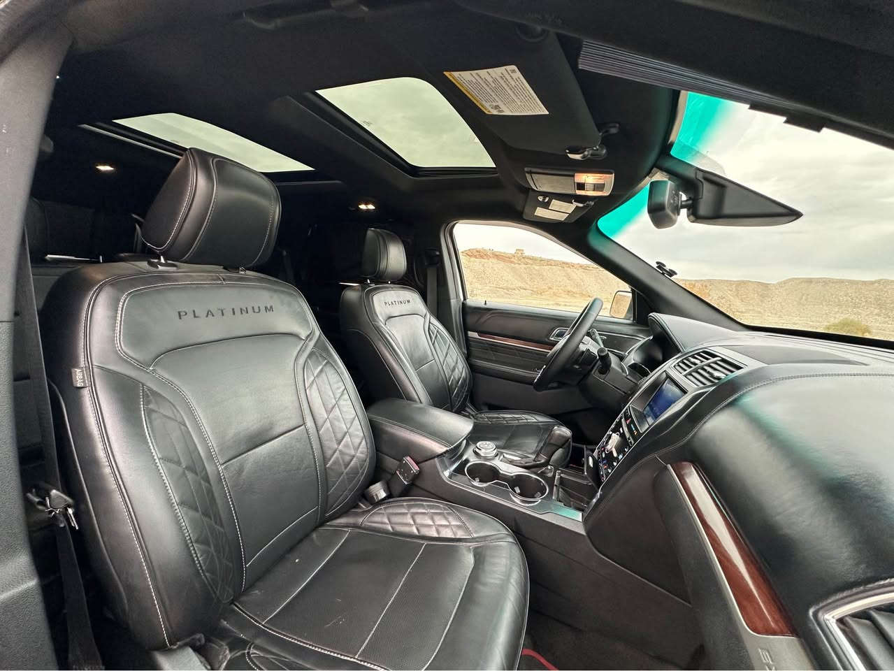 فورد اكسبلور 2018 محرك 6سلندر توين توربؤ مواصفات بلاتينيوم اعلى مواصفات قوة حصانية 400 حصان 
محرك دوش كير و محرك كفالة ماشية 78 الف 

بيه كلير جاملغ امامي ايمن فقط بسب شخط شرط فحص 

السيارة بسمي تحويل وكالة مباشر 
السعر 223

عنوان قضاء كلار تابع سليمانية 
*********** السليمانية, العراق
