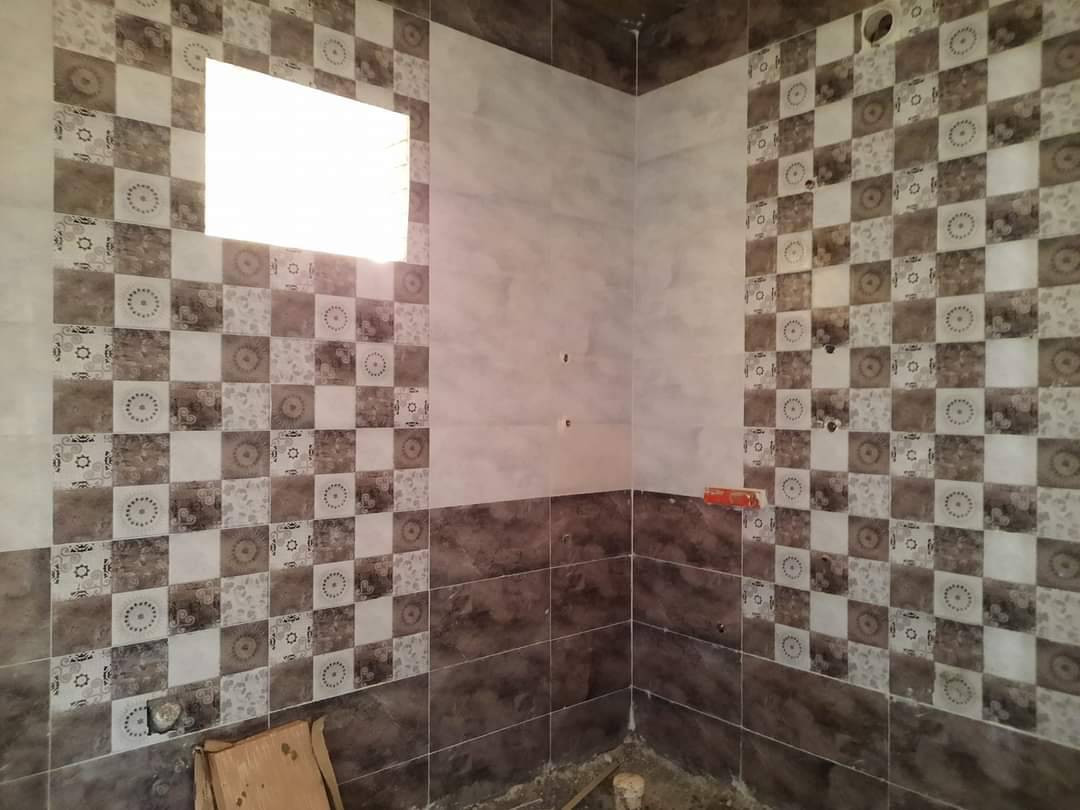 عماد المصري خلف سيراميك درجه اولى مقيم في بغداد الجديده ***********
