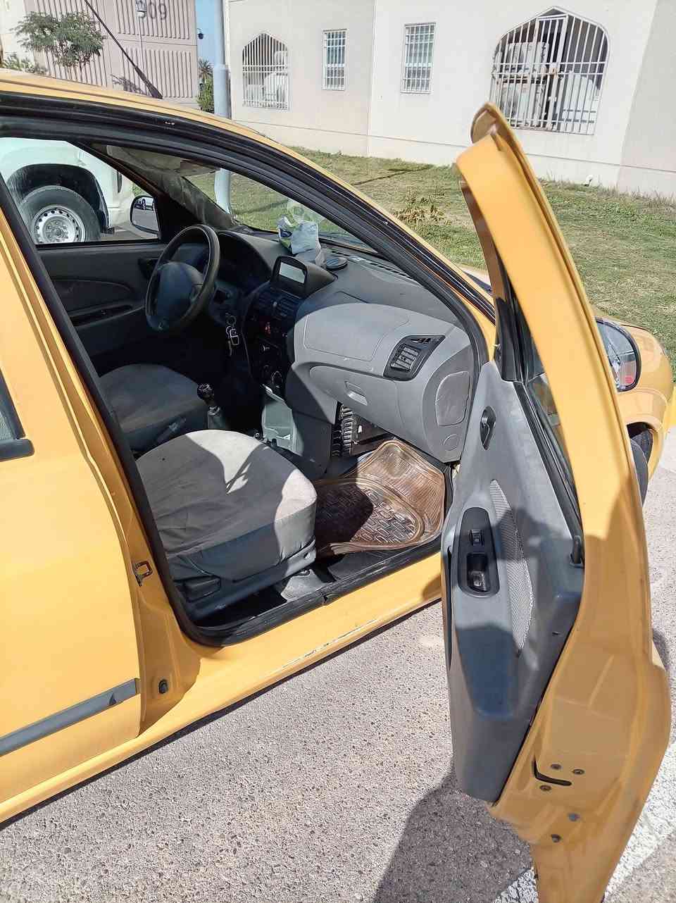 السلام عليكم
طيبه ٢٠١٧ رقم بغداد
مكان السياره بغداد مجمع بسمايا
السعر ٤٦ وبيهة مجال بسيط
*********** واتساب
