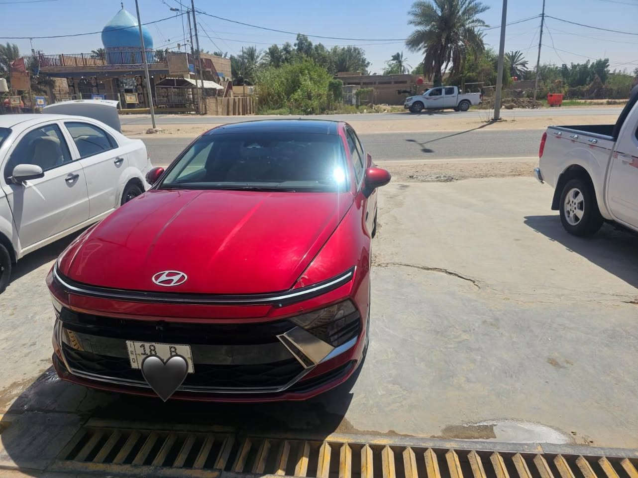 السلام عليكم أخواني
سوناتا للبيع موديل 2024 السياره استخدام شخصي ونضيفه جداً ماشيه 17 الف السياره فول موصفاته غنيه عن التعريف مكينته 2500 ضربته موضحه بالصوره كدامكم السعر185 
لرقم للتواصل ***********
