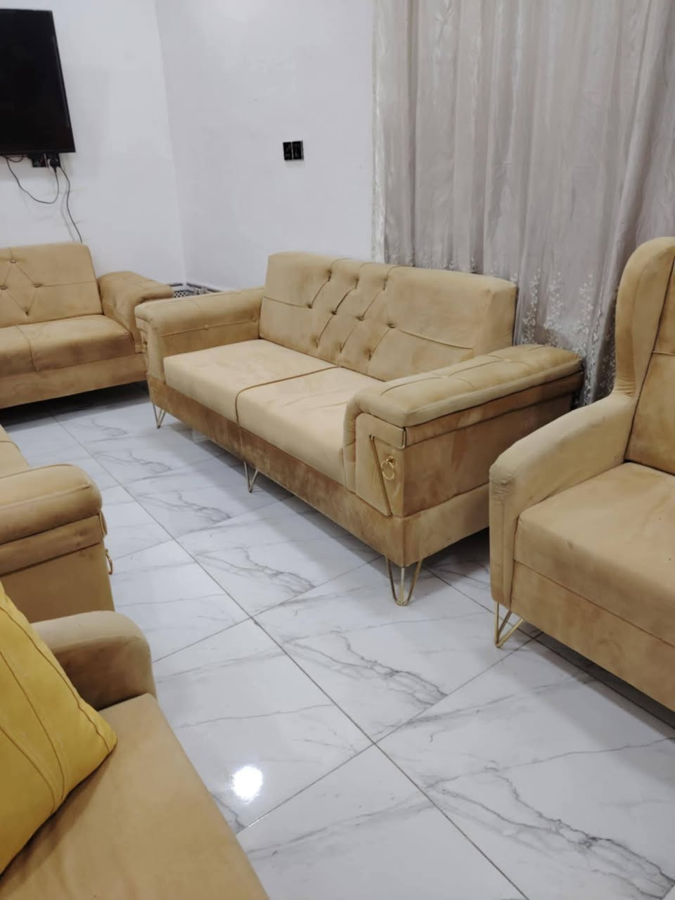 تخم كلش قوي نضافه فول تزكام /سعره 350 بي مجال قليل


**إذا كنت صاحب هذا الإعلان وتريد حذفه لأي سبب، رجاءا أرسل رسالة إلى الدعم الفني**