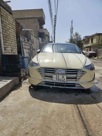 سياره البيع مراوس حسب القناعه السعر 130 بيه مجال تكسي دبي 2023 هايبرد0...