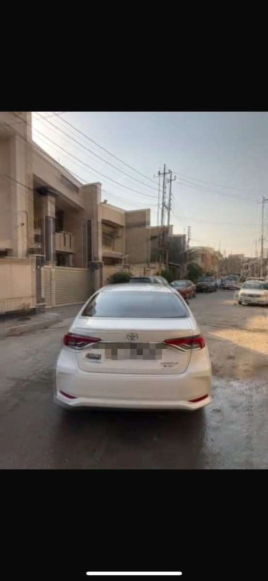 السلام عليكم للبيع  كورلا مرقم بغداد اب اسمي
مكفوله

السعر700/22 الف عراقي وبيها مجال

ماشيه 19 الف كيلو

كورلا 2024 شكل خليجي هايبرد مكينه 1800 علامه سوده HEV   شحن ذاتي    مكفوله كفاله عامه  رقم بغداد بغداد اب اسمي

‎المواصفات 

مكينه 1800 هايبرد شحن ذاتي 

سلايت 

كراسي جلد اصلي+ دركة جلد وحياكه  

رادار + تحديد مسار طريق + قيادة ذاتيه 

قرائة علامات الطريق المرورية

بصمة تشغيل + دخول ذكي  يدة الباب

هاندر بريك بصمة + اوتو هولد 

 بطاين بوب حياكه  مطرز 

كيجات ديجتل 

شاشه مسجل +تبريد بيانو + كامره خلفيه دوارة + كار بلي 

تبريد قطعتين 

لايت زينون عالي ناصي + بروجكتر لد زينون + لد صباحي زينون+ بكلايت لد 

 حساس اطار + حساس مطر + حساس لايت داينمك عالي ناصي اوتو 

ايفو مود + مود درايف + مانع انزلاق 

تحكم  الستيرن كامل مع كروس سرعه

 ايرباك عدد 10

ويل كب  حجم 16 

مكانه بغداد المنصور السياره ماشيه 19 الف كيلو

***********

***********
