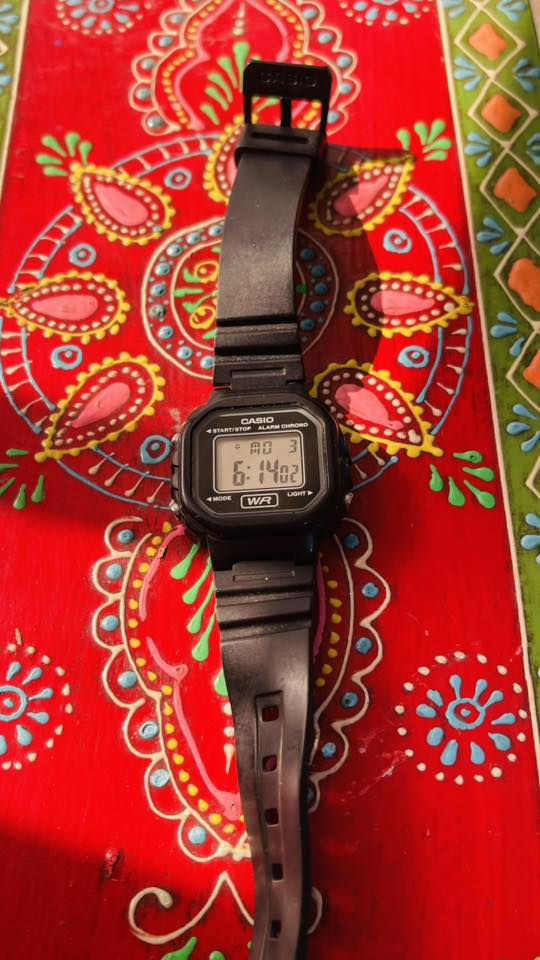 ساعات كاسيو باله اصلي  سعر القطعه 20 الف


**إذا كنت صاحب هذا الإعلان وتريد حذفه لأي سبب، رجاءا أرسل رسالة إلى الدعم الفني**