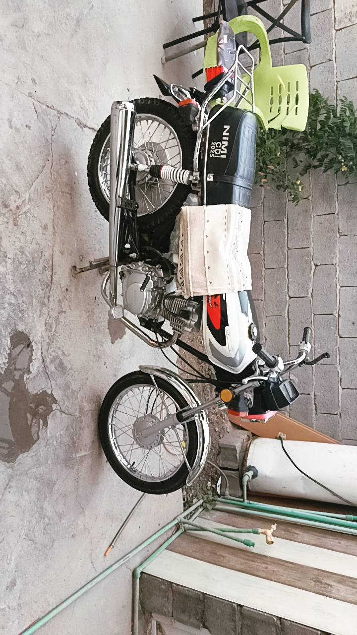 سلام عليكم  بسبب لوعود لكاذبه عاده لنشر دراجه نامه موديل 25 وراق كامله مابيه اي نقص احله من لصور لسعر 600 وبيه مجال مكاني بابل سكندريه لرقم ***********لي ريد يجي خاص
